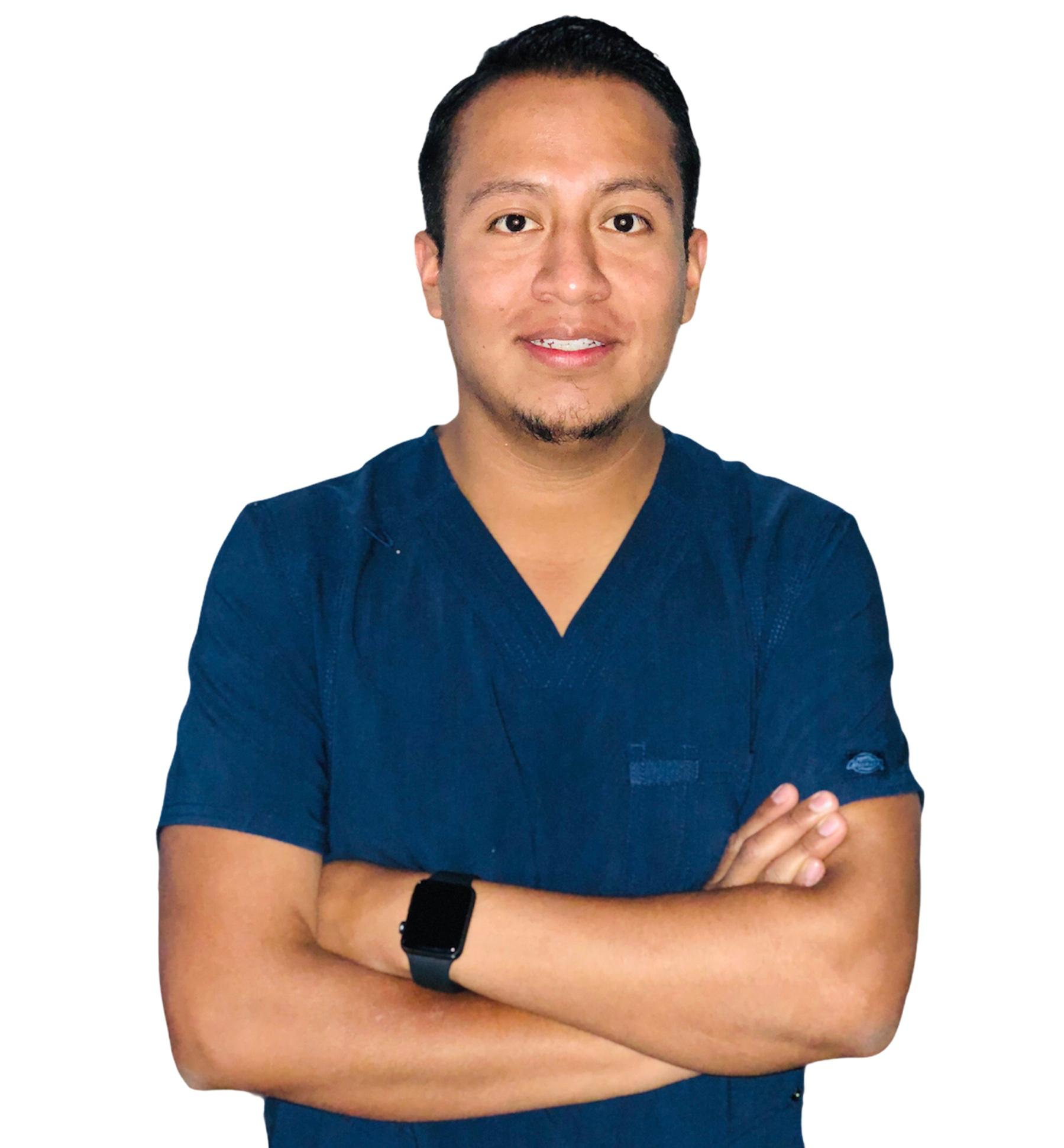 Lcdo. Danny, terapeuta respiratorio